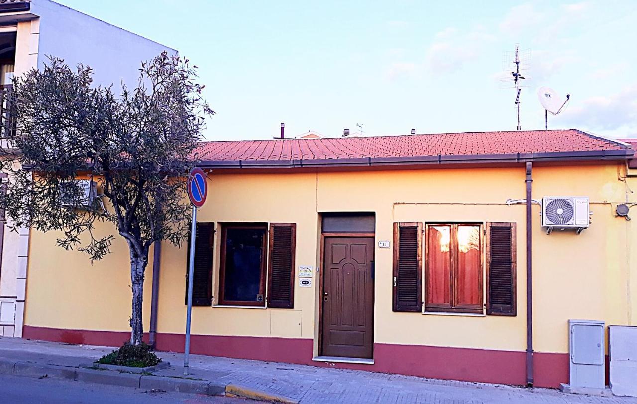 אולמדו B&B Il Cortile Del Sole מראה חיצוני תמונה